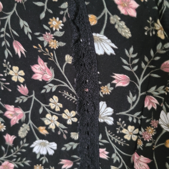 Northern Reflections Tank Top size small - Picture 3 of 4